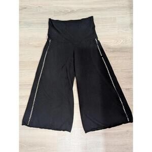 VTG Y2K The Limited Silver Studded Black Gaucho Capris Sz S